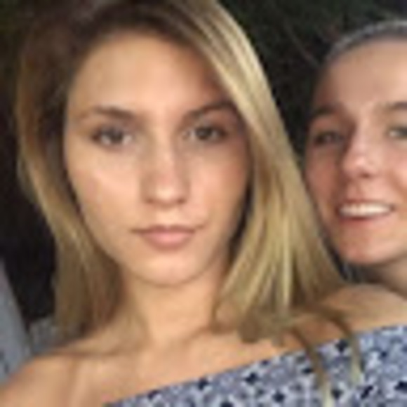 Meet your Posher, Michelle - Picture 1 of 1